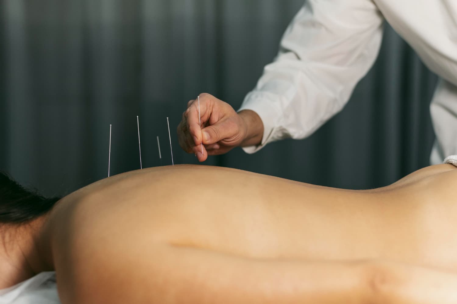La fisioterapia una solución efectiva para el dolor y la recuperación funcional