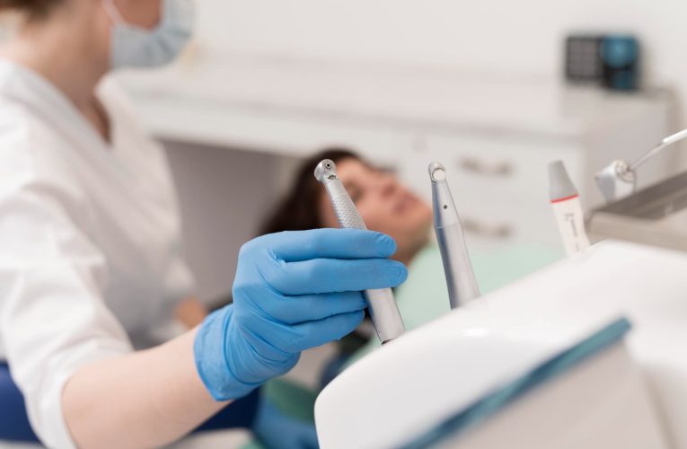 La importancia de una clínica dental: visión integral de la salud bucodental